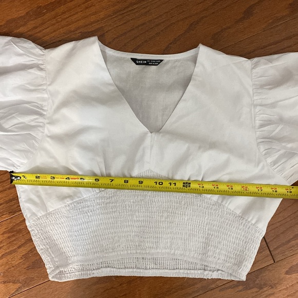 SHEIN white Ruffle sleeves, v-neck Cropped top. Size Large with bag - Picture 7 of 9